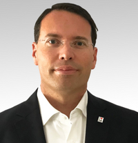 Dr. Dominik Foerschler